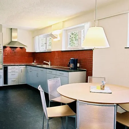 Sleeps 5 Wifi * Davos