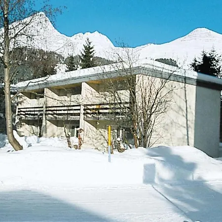 Sleeps 5 Wifi Apartment Davos